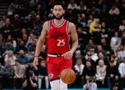 关于西蒙斯险胜76人，官方宣布新规关键表现点燃全场！的信息